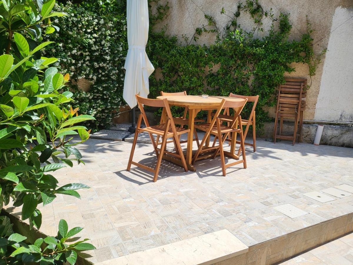 Residenza Don Camillo Vila Mondello Exterior foto